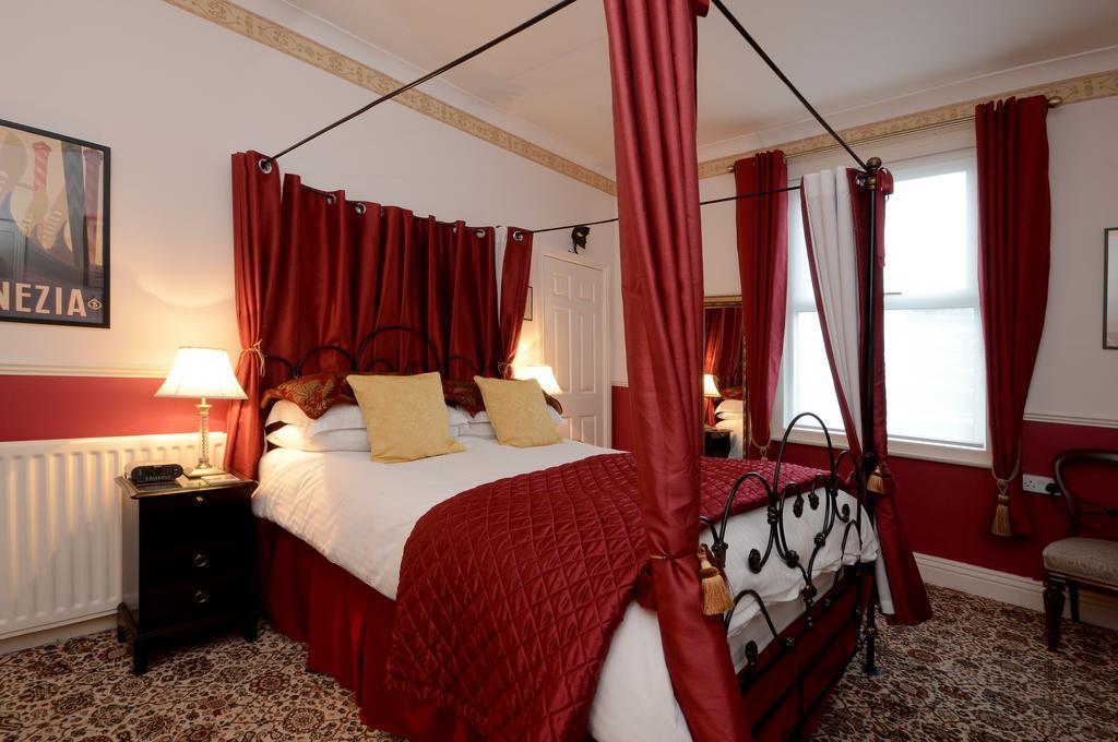 Feversham Lodge Guest House ยอร์ค ภายนอก รูปภาพ