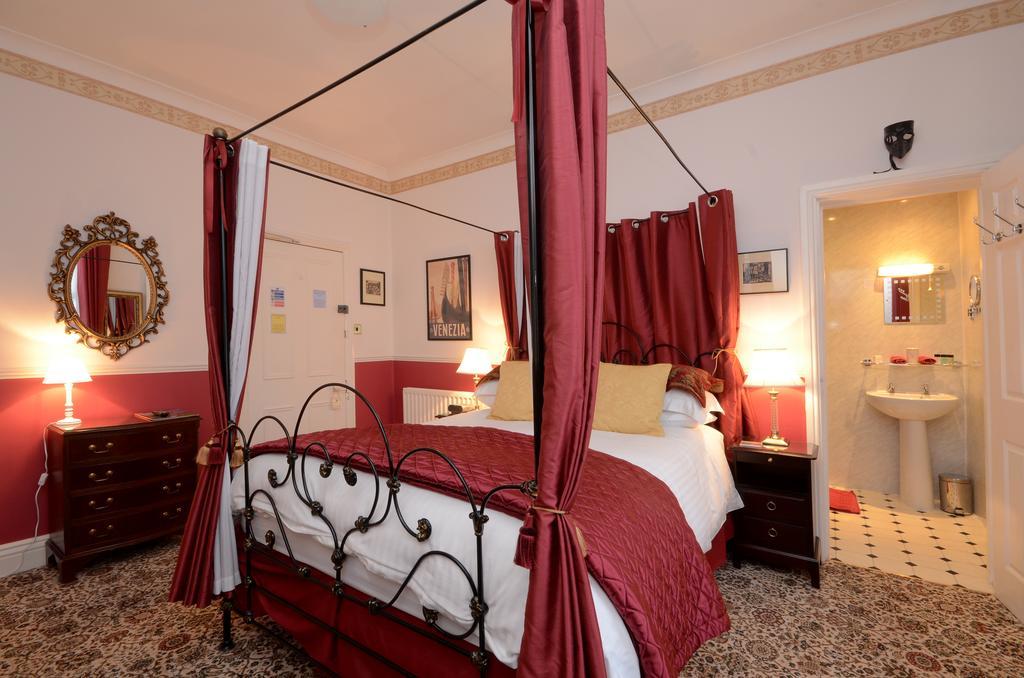 Feversham Lodge Guest House ยอร์ค ภายนอก รูปภาพ