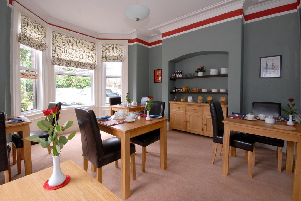 Feversham Lodge Guest House ยอร์ค ภายนอก รูปภาพ