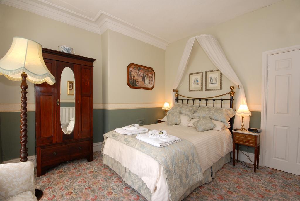 Feversham Lodge Guest House ยอร์ค ภายนอก รูปภาพ