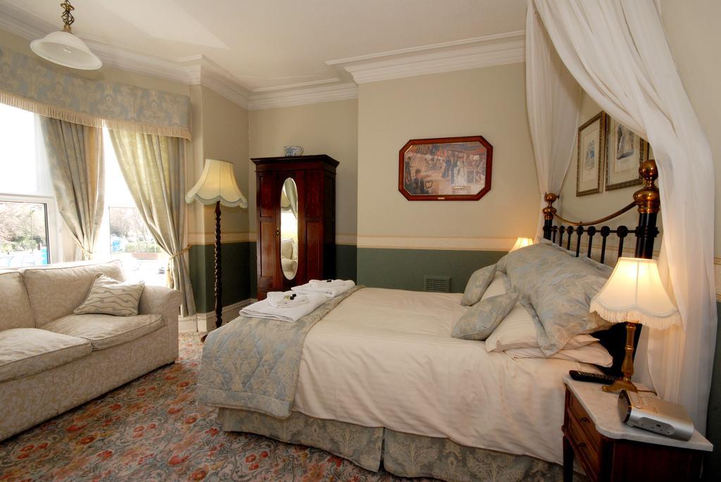 Feversham Lodge Guest House ยอร์ค ภายนอก รูปภาพ