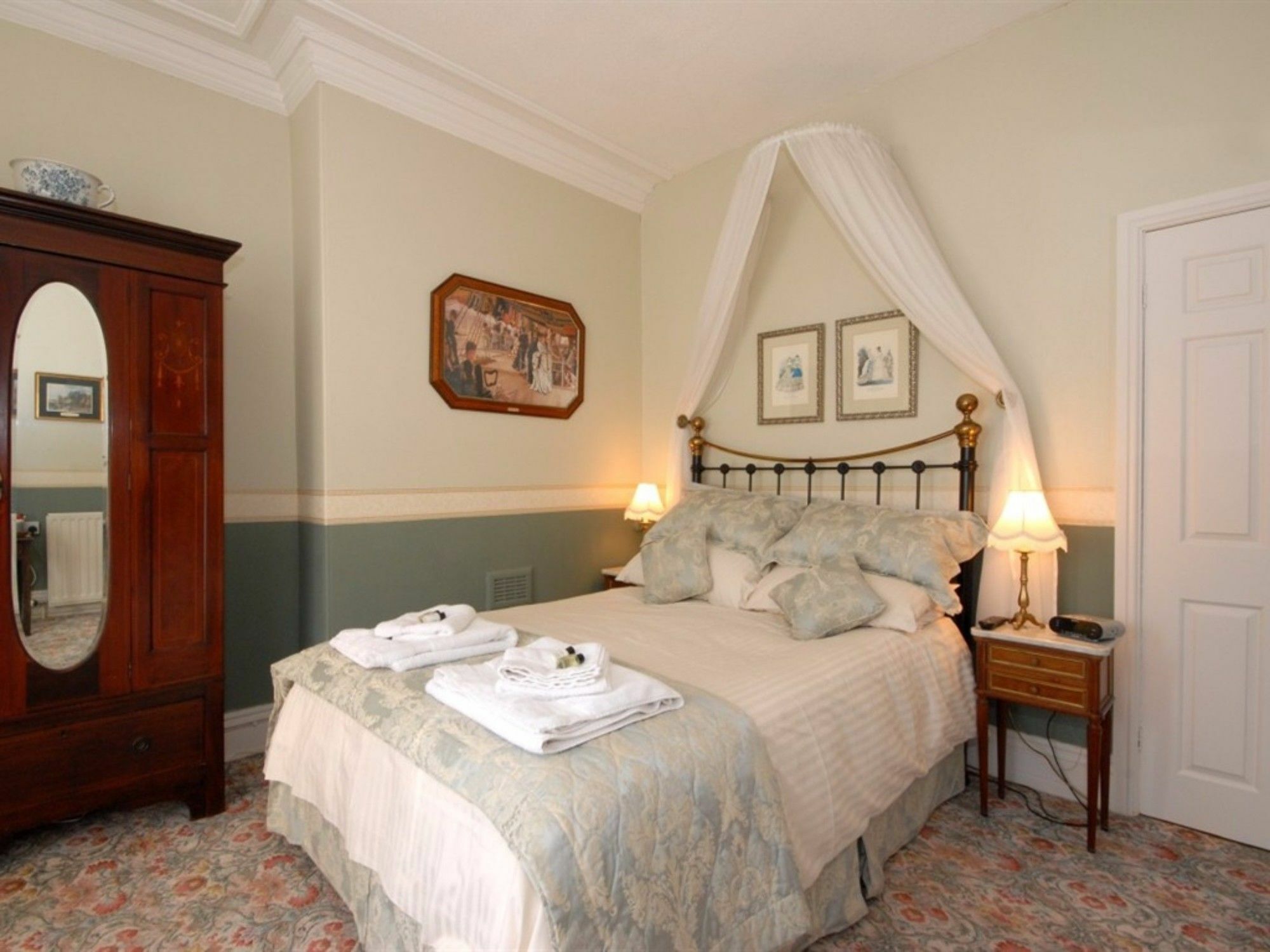 Feversham Lodge Guest House ยอร์ค ภายนอก รูปภาพ